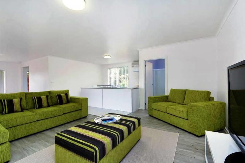 Phillip Island Off-Track Accommodation Cowes Buitenkant foto