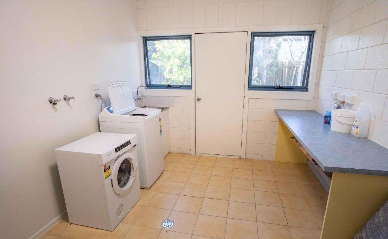 Phillip Island Off-Track Accommodation Cowes Buitenkant foto