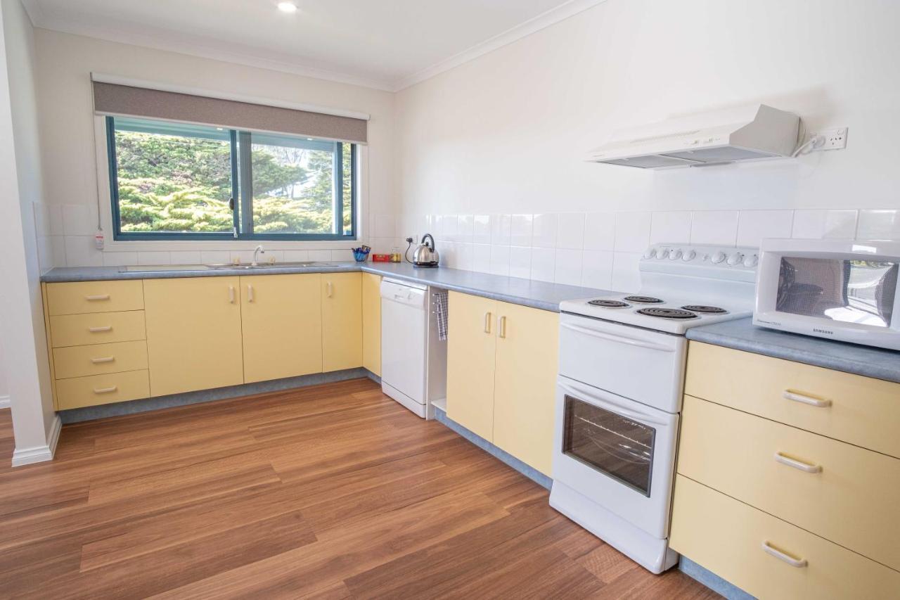 Phillip Island Off-Track Accommodation Cowes Buitenkant foto