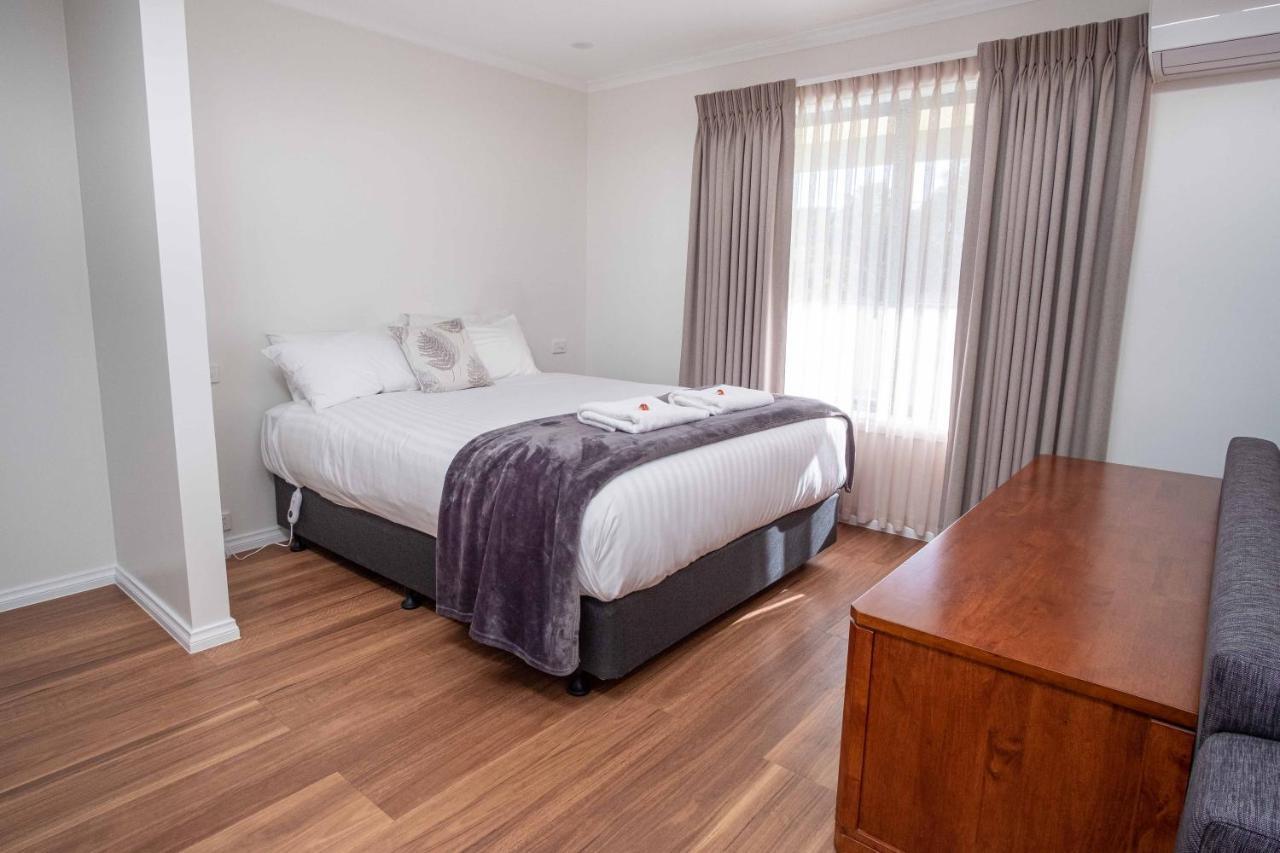 Phillip Island Off-Track Accommodation Cowes Buitenkant foto